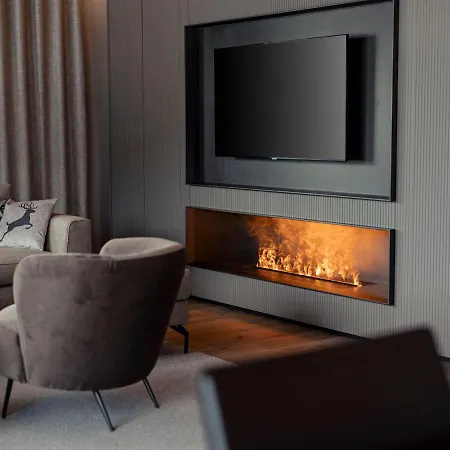 Luxury Penthouse, Lift Within Walking Distance Διαμέρισμα