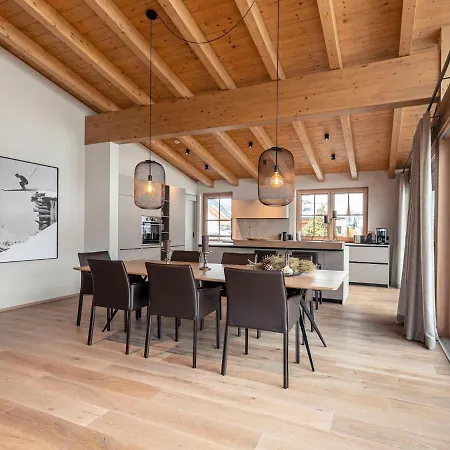 Διαμέρισμα Luxury Penthouse, Lift Within Walking Distance *
